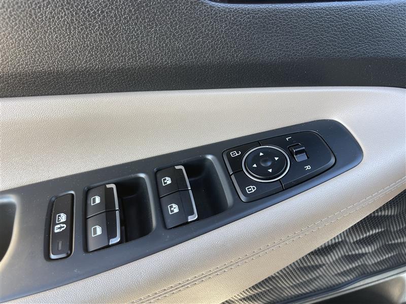 Hyundai Santa Fe SEL 2022