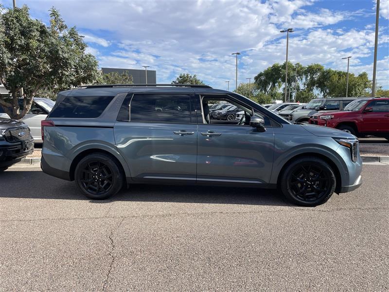 Kia Carnival SX Prestige 2025
