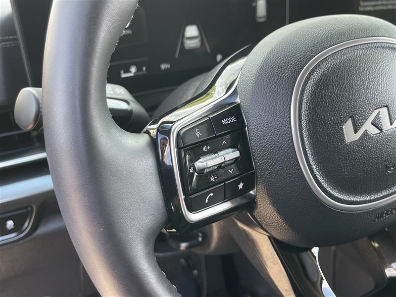Kia Carnival SX Prestige 2025