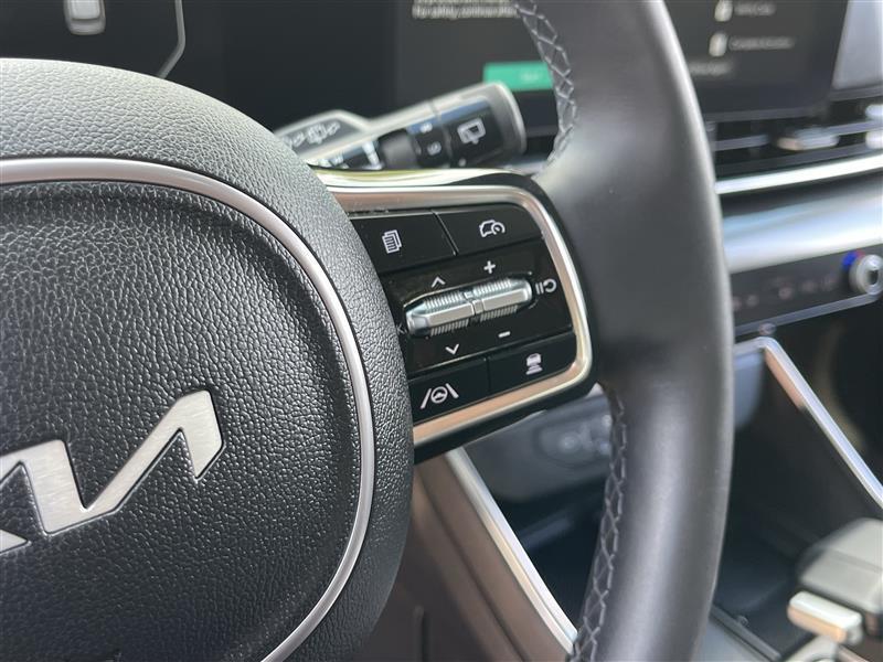 Kia Carnival SX Prestige 2025
