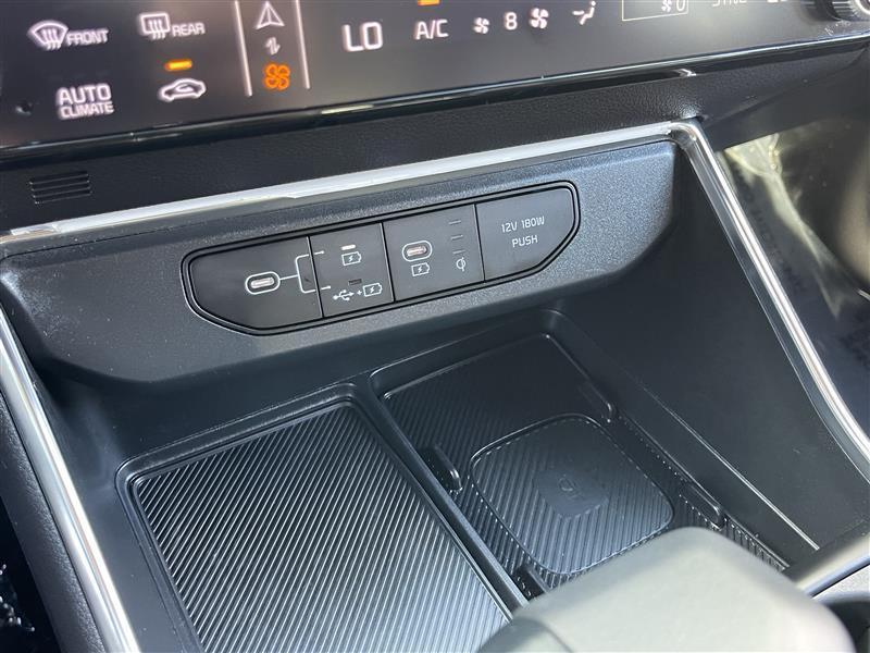 Kia Carnival SX Prestige 2025