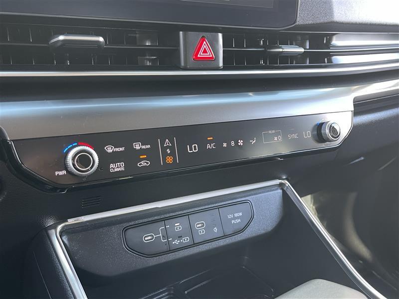 Kia Carnival SX Prestige 2025