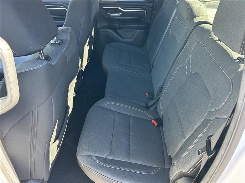 RAM 1500 Big Horn Quad Cab 2WD 2024