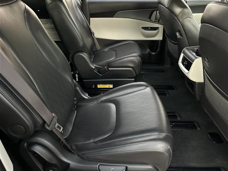 Kia Carnival LX Seat Package 2024