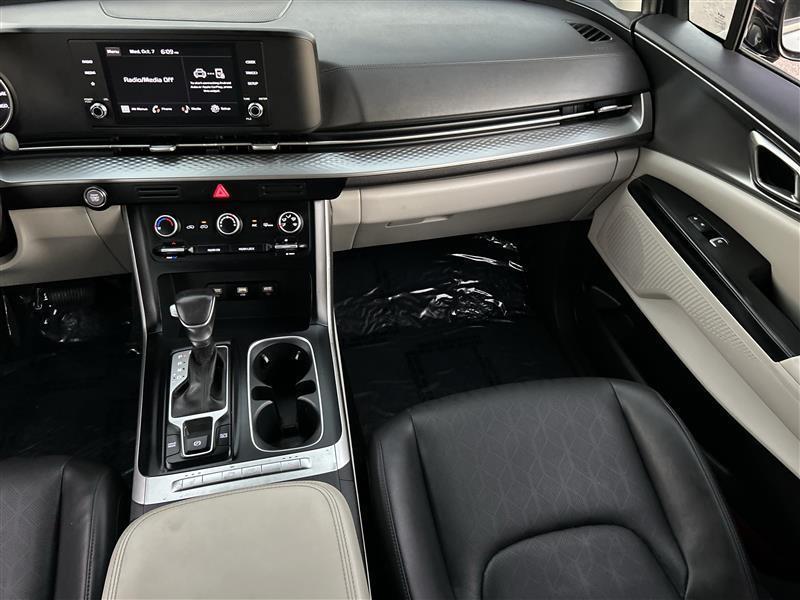 Kia Carnival LX Seat Package 2024