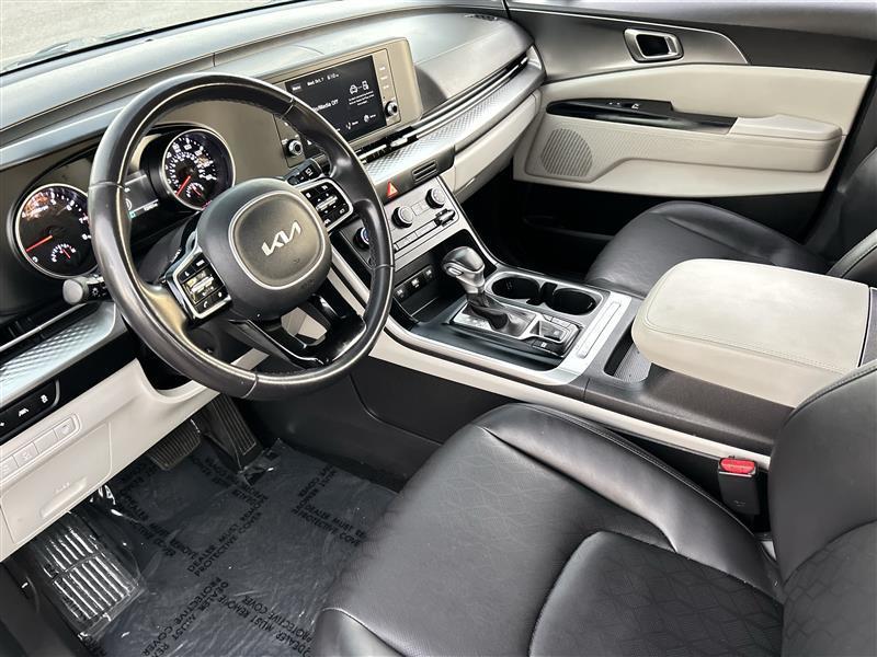 Kia Carnival LX Seat Package 2024