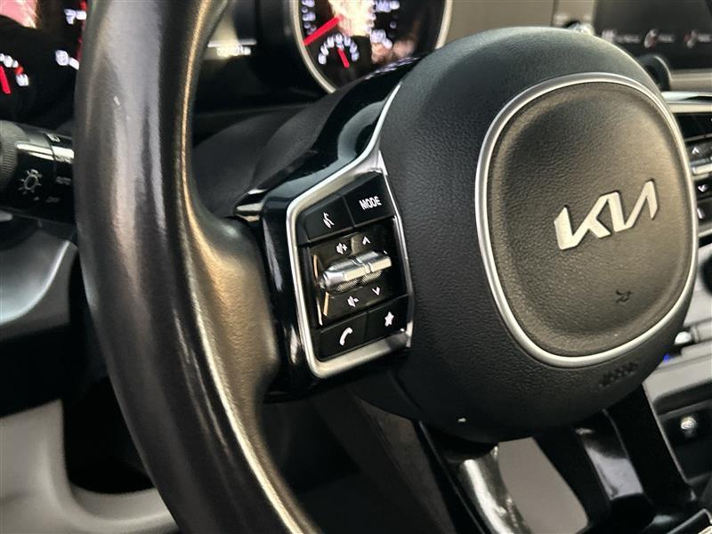 Kia Carnival LX Seat Package 2024