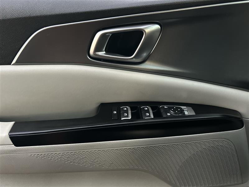 Kia Carnival LX Seat Package 2024