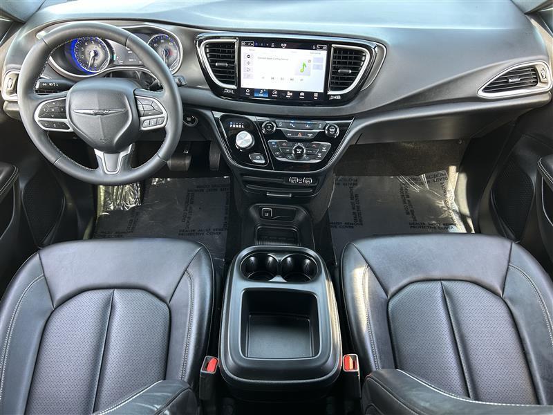 Chrysler Pacifica Select 2025