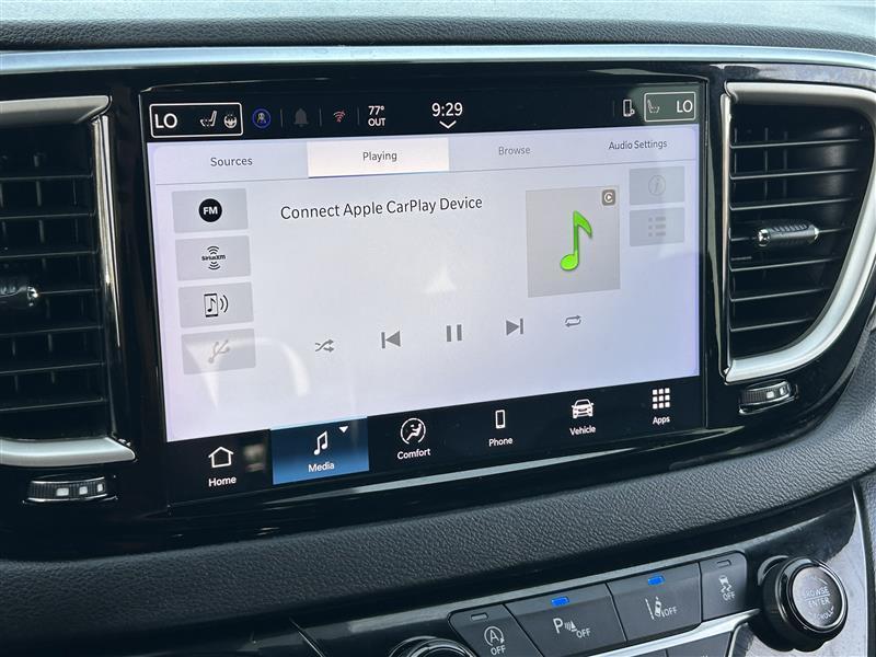 Chrysler Pacifica Select 2025