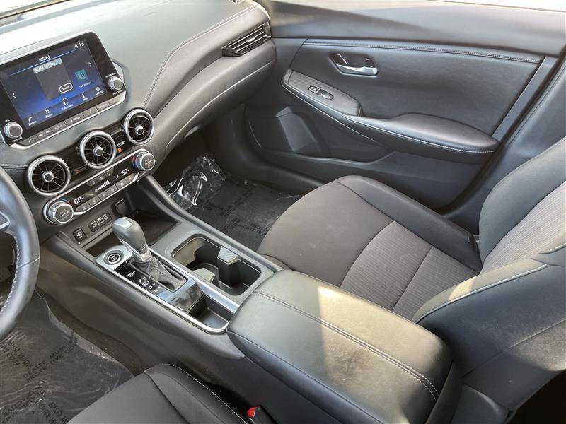 Nissan Sentra SV 2025