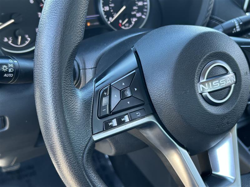 Nissan Sentra SV 2025
