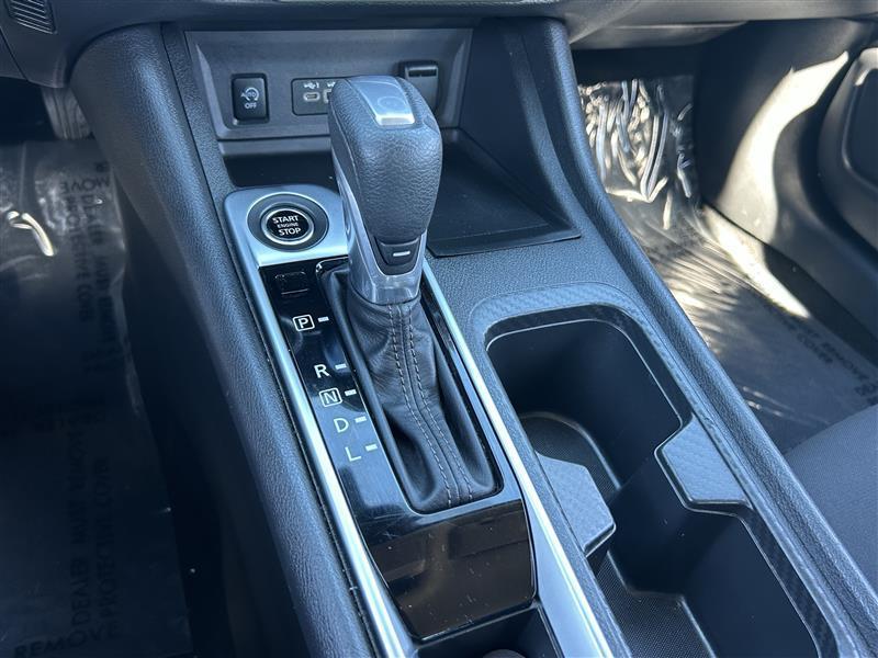 Nissan Sentra SV 2025