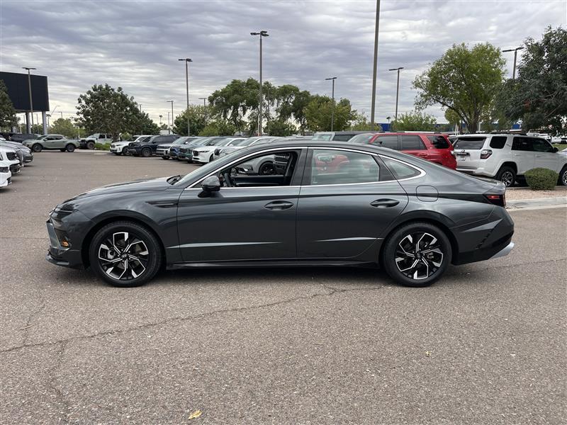 Hyundai Sonata SEL 2025