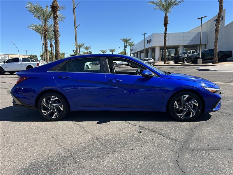 Hyundai Elantra Limited 2025
