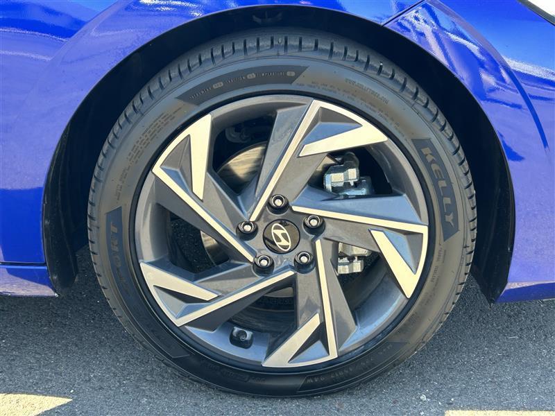 Hyundai Elantra Limited 2025