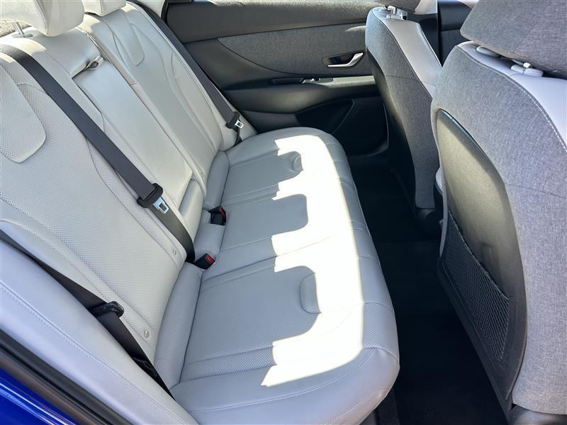 Hyundai Elantra Limited 2025