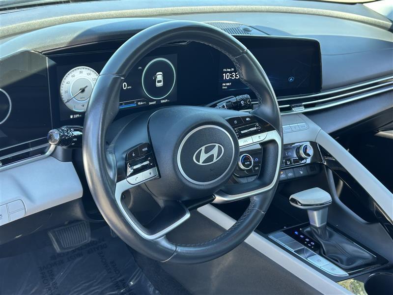 Hyundai Elantra Limited 2025