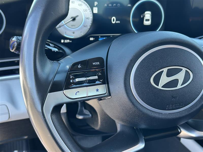 Hyundai Elantra Limited 2025