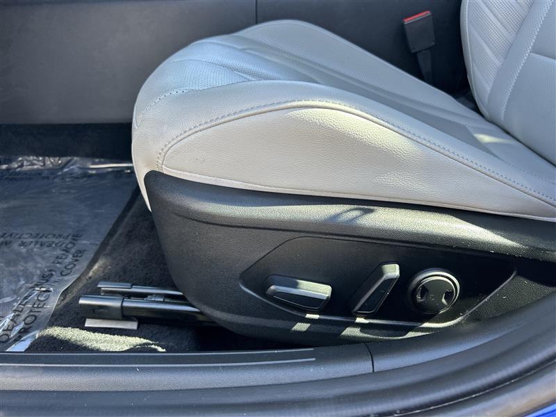 Hyundai Elantra Limited 2025