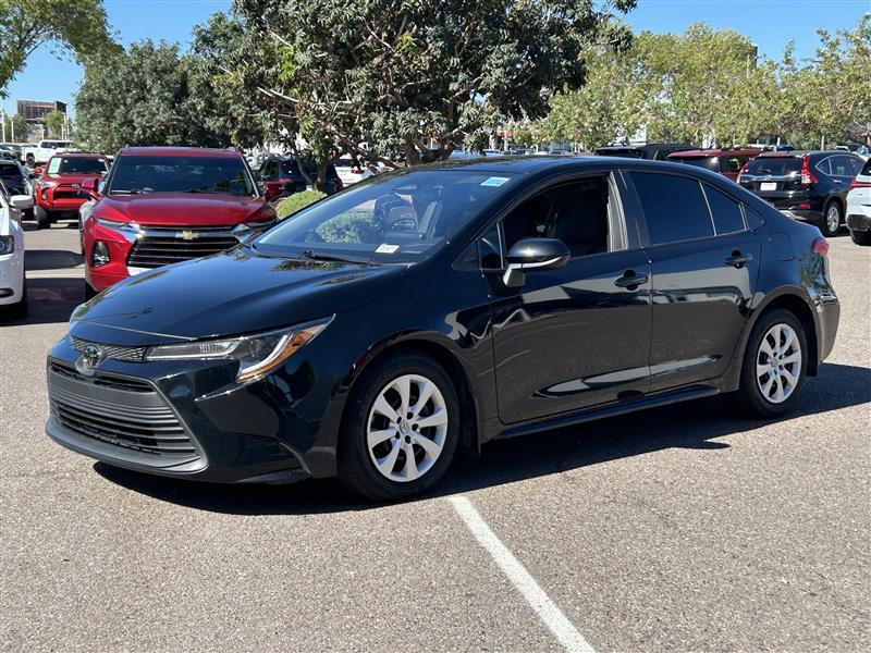 Toyota Corolla LE 2025