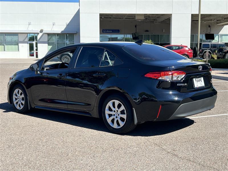 Toyota Corolla LE 2025