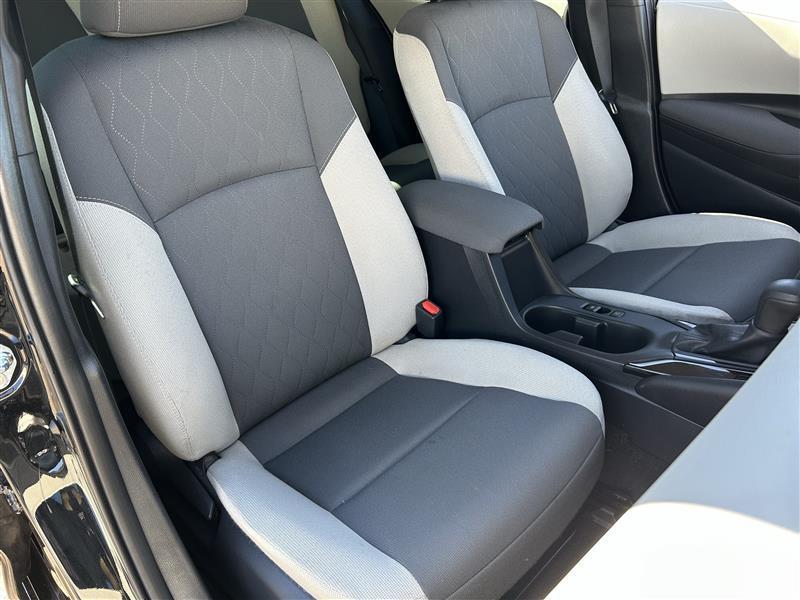 Toyota Corolla LE 2025
