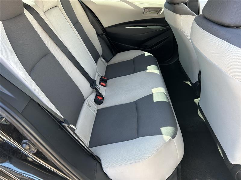 Toyota Corolla LE 2025
