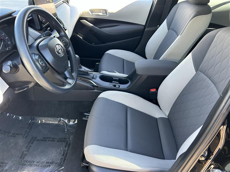 Toyota Corolla LE 2025