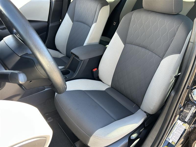 Toyota Corolla LE 2025