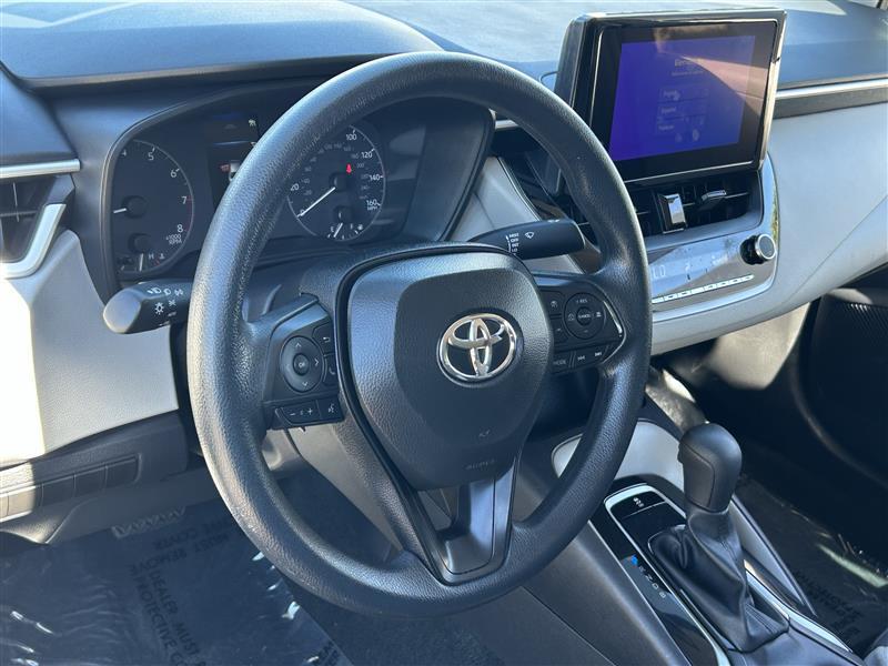 Toyota Corolla LE 2025