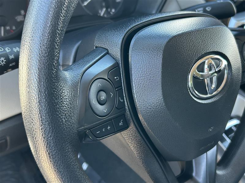 Toyota Corolla LE 2025