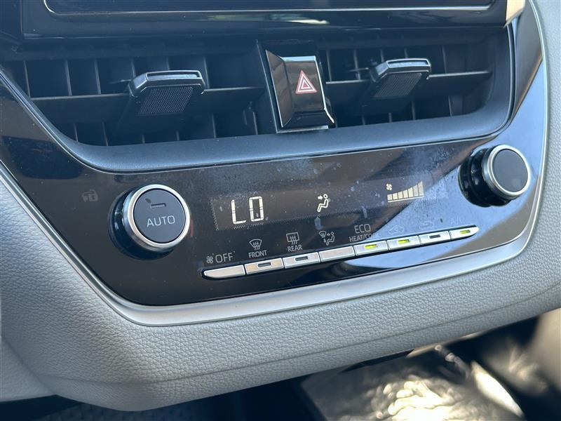Toyota Corolla LE 2025