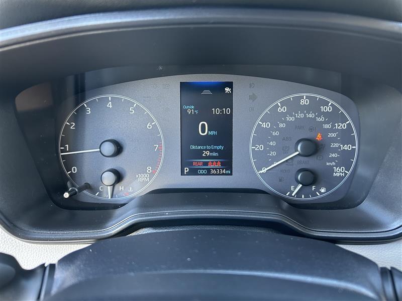 Toyota Corolla LE 2025