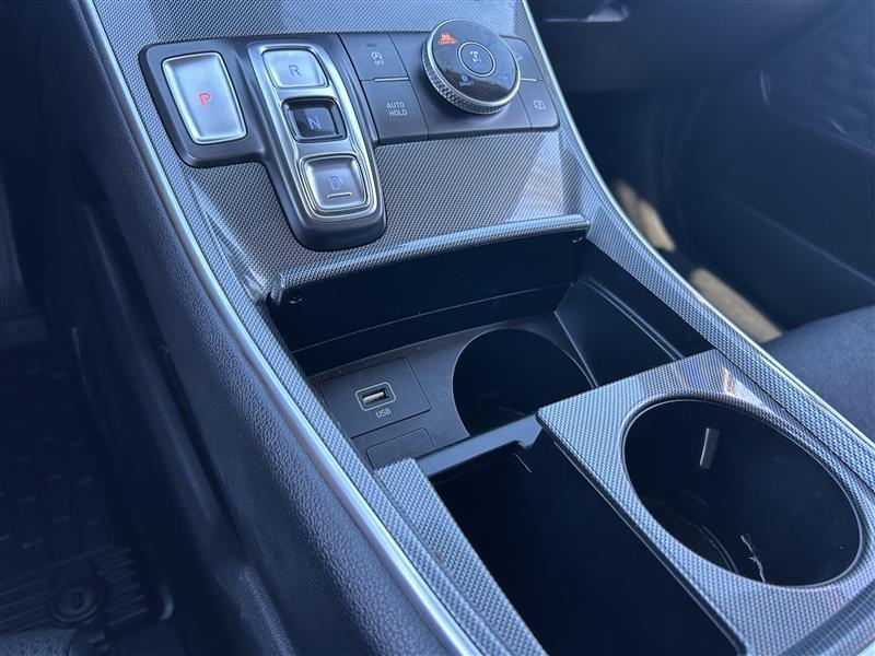 Hyundai Santa Fe SE AWD 2023
