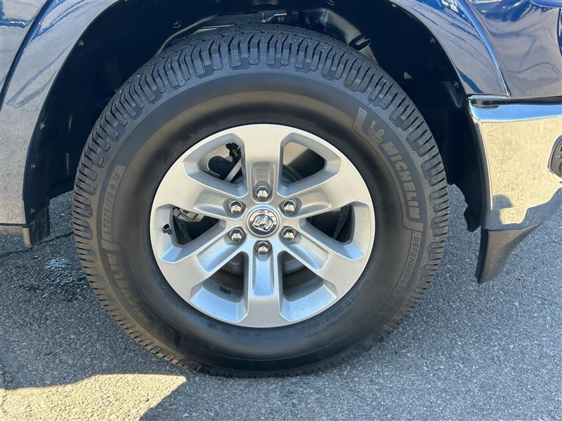 RAM 1500 Laramie Crew Cab SWB 2WD 2022