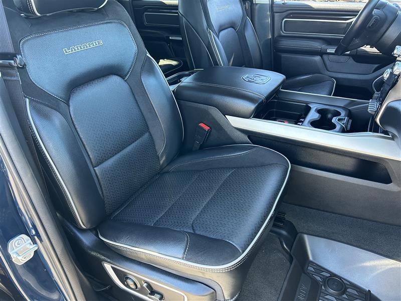 RAM 1500 Laramie Crew Cab SWB 2WD 2022