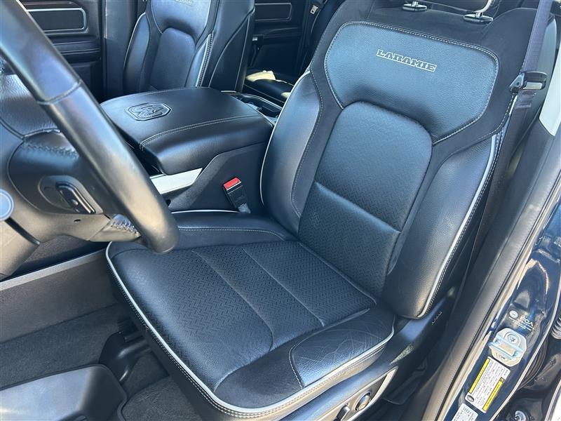 RAM 1500 Laramie Crew Cab SWB 2WD 2022