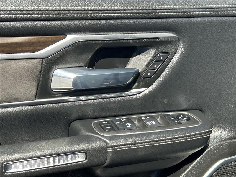 RAM 1500 Laramie Crew Cab SWB 2WD 2022
