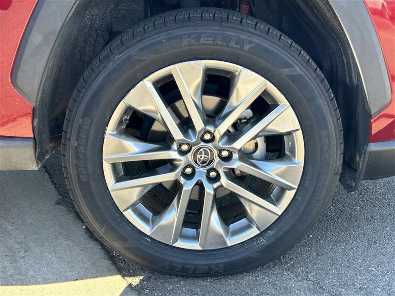 Toyota RAV4 Limited 2019