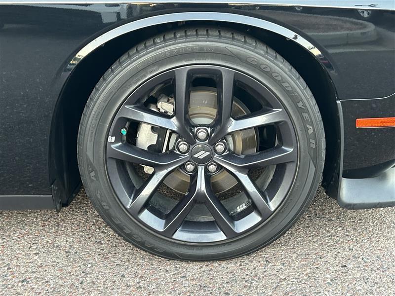 Dodge Challenger GT 2023