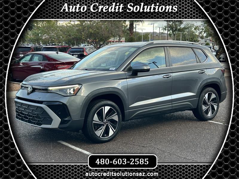 2025 Volkswagen Taos SE 4Motion