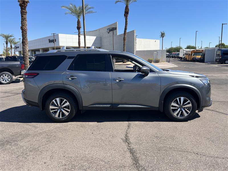 Nissan Pathfinder SL 2022