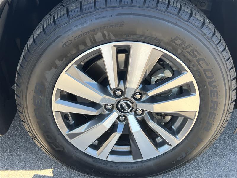 Nissan Pathfinder SL 2022