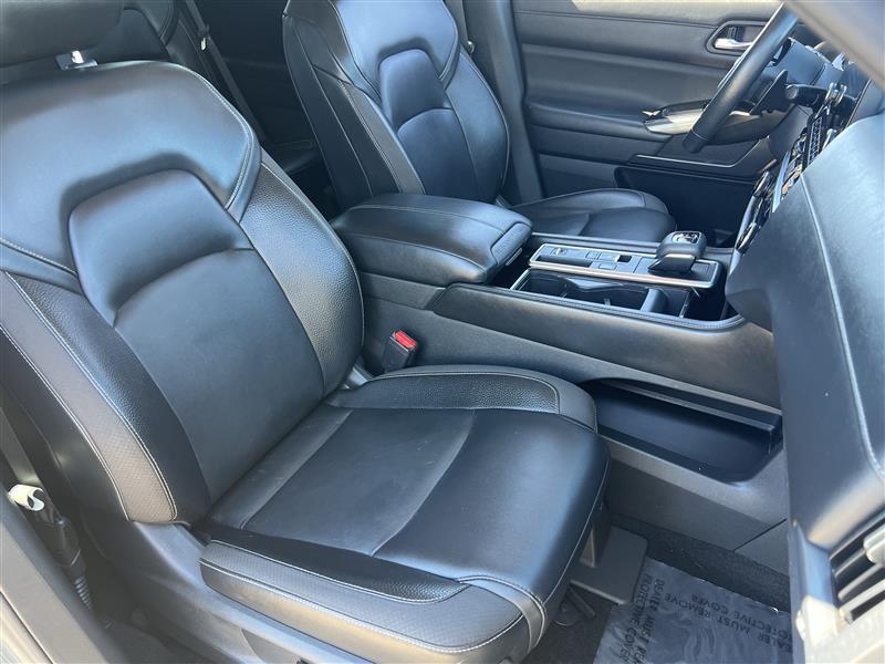 Nissan Pathfinder SL 2022