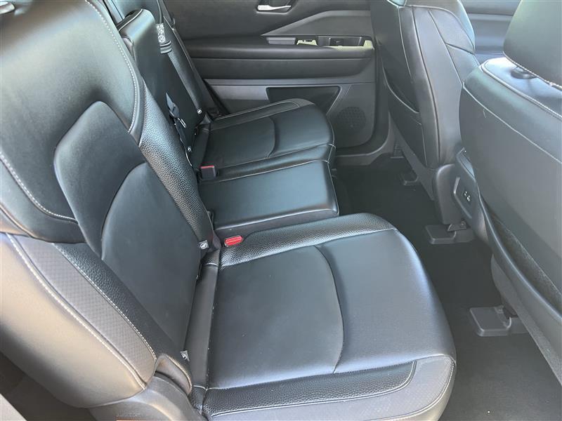 Nissan Pathfinder SL 2022