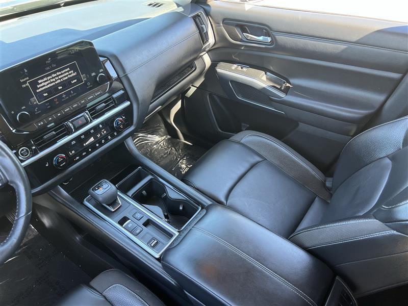 Nissan Pathfinder SL 2022
