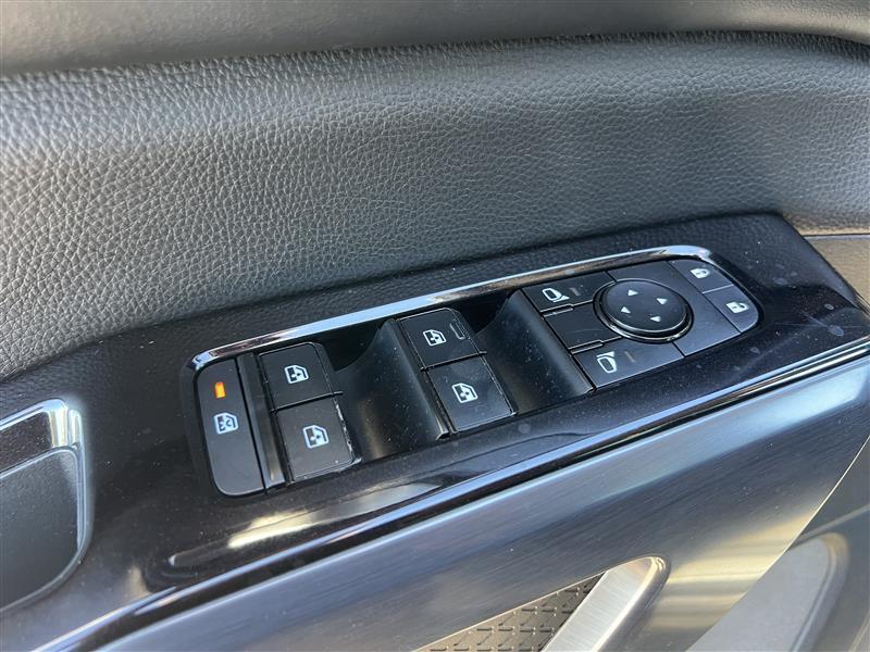 Nissan Pathfinder SL 2022