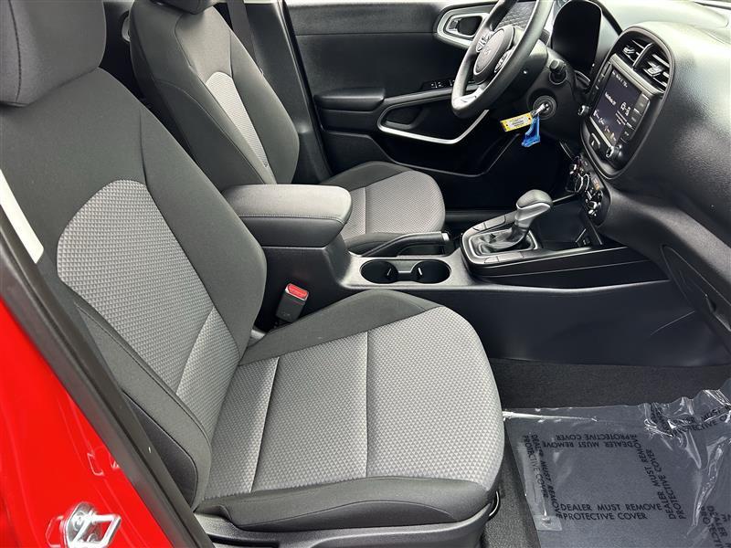 Kia Soul LX CVT 2024