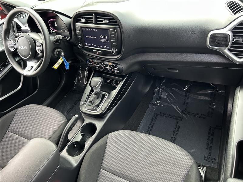 Kia Soul LX CVT 2024